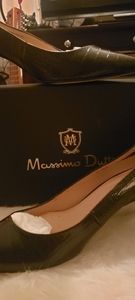 Massimo Dutti Black Leather Open Side Pumps